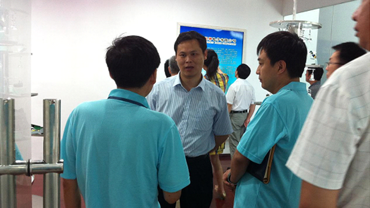 發(fā)改委領導蒞臨指導